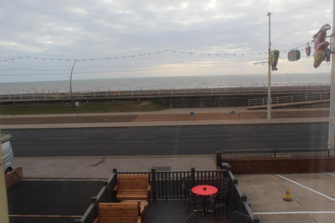 Kings Boutique Hotel Blackpool Esterno foto