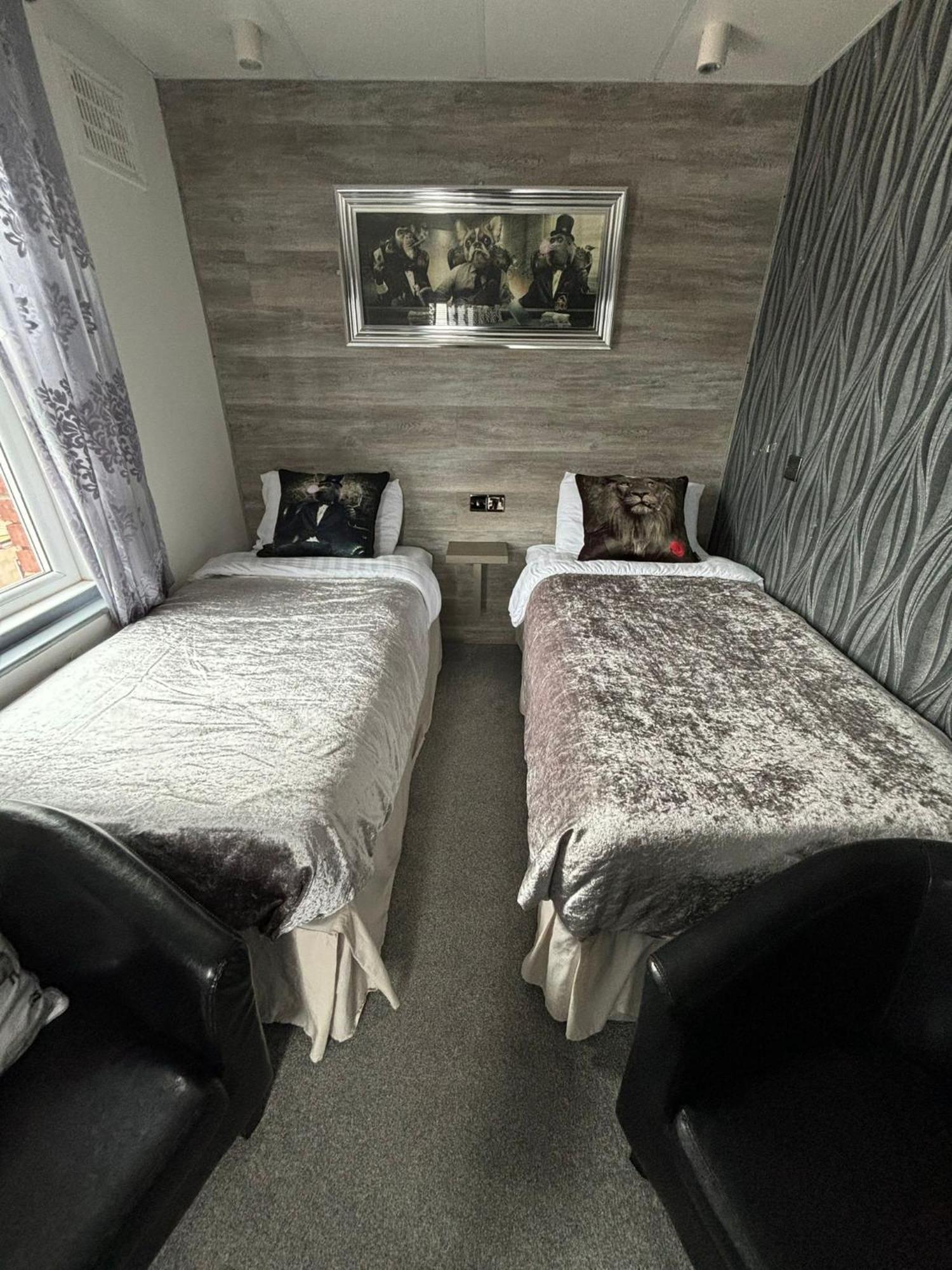Kings Boutique Hotel Blackpool Esterno foto