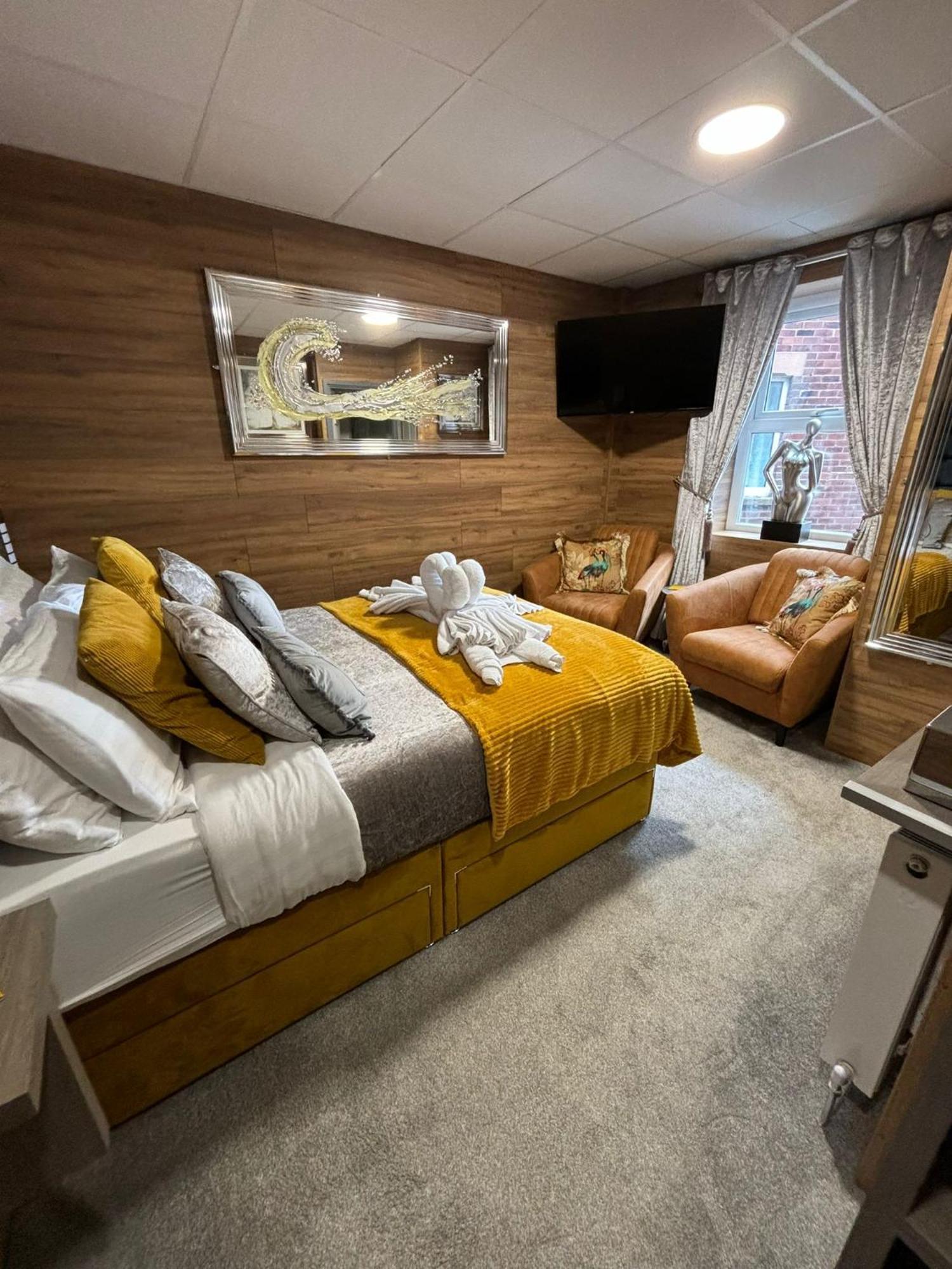 Kings Boutique Hotel Blackpool Esterno foto